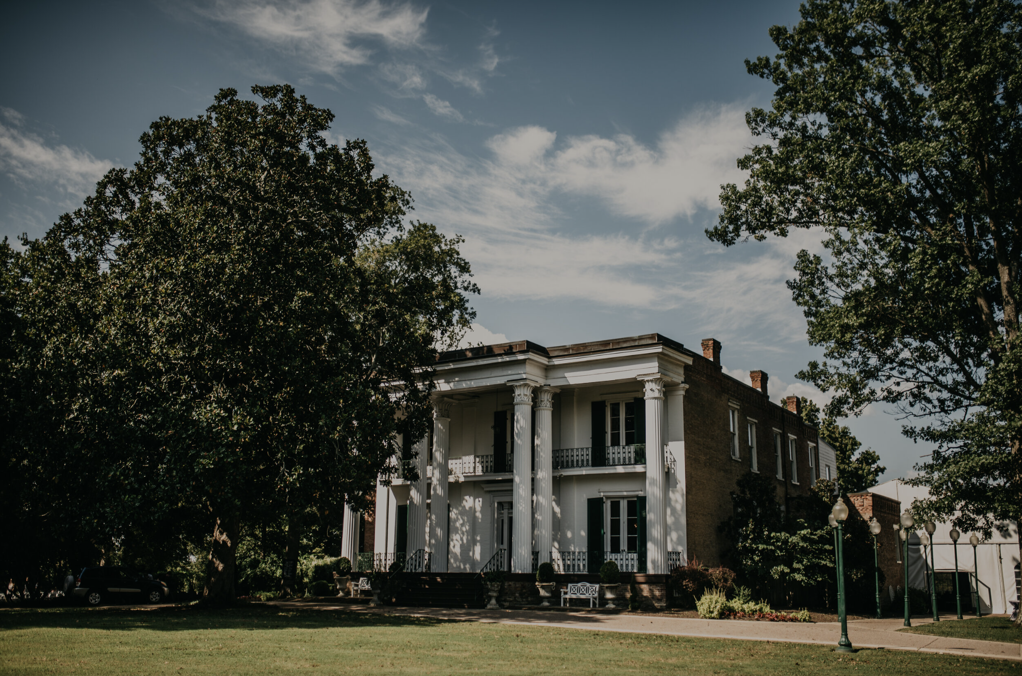 Vendor Highlight: Riverwood Mansion. Desktop Image