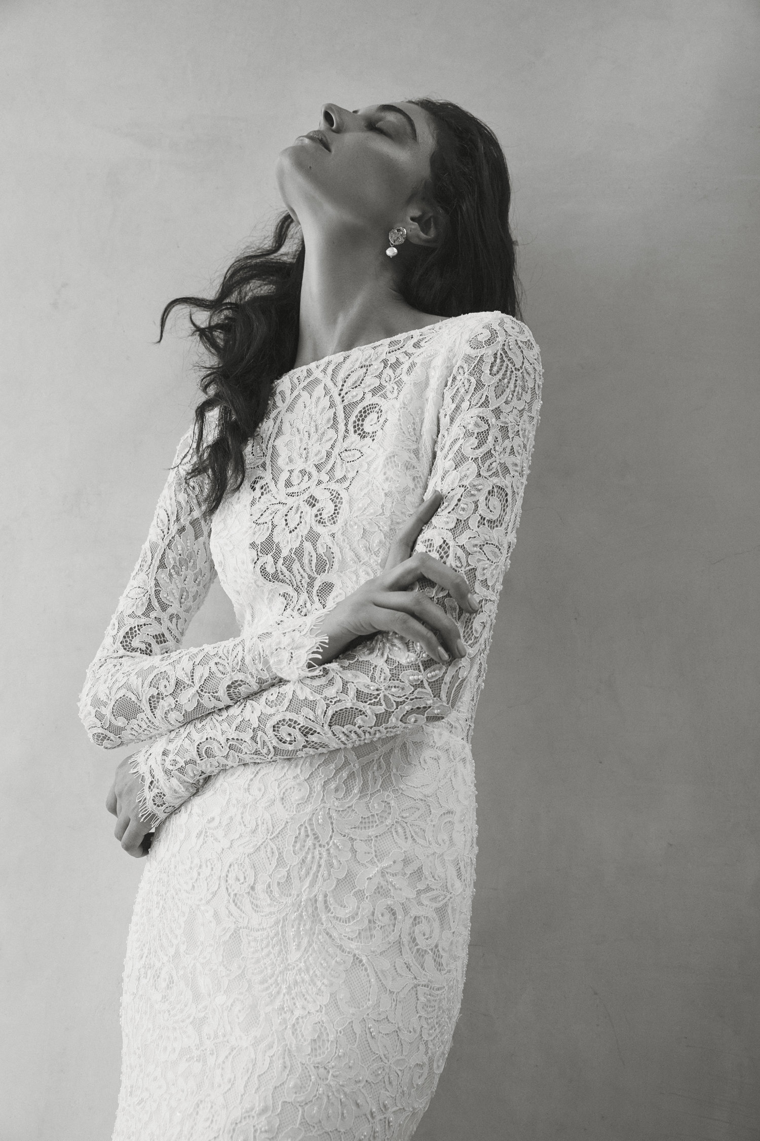 villa-sarah-seven-wedding-dress.jpg