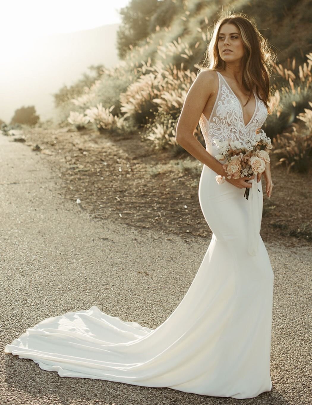 elly-MadewithLovexLovelyBride_Elly_Side-03551.jpg