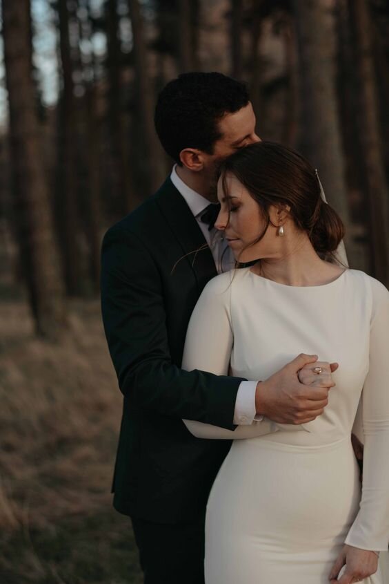 Elopement: The Stars Inside Photographer: Sophia Veres Photography&nbsp;