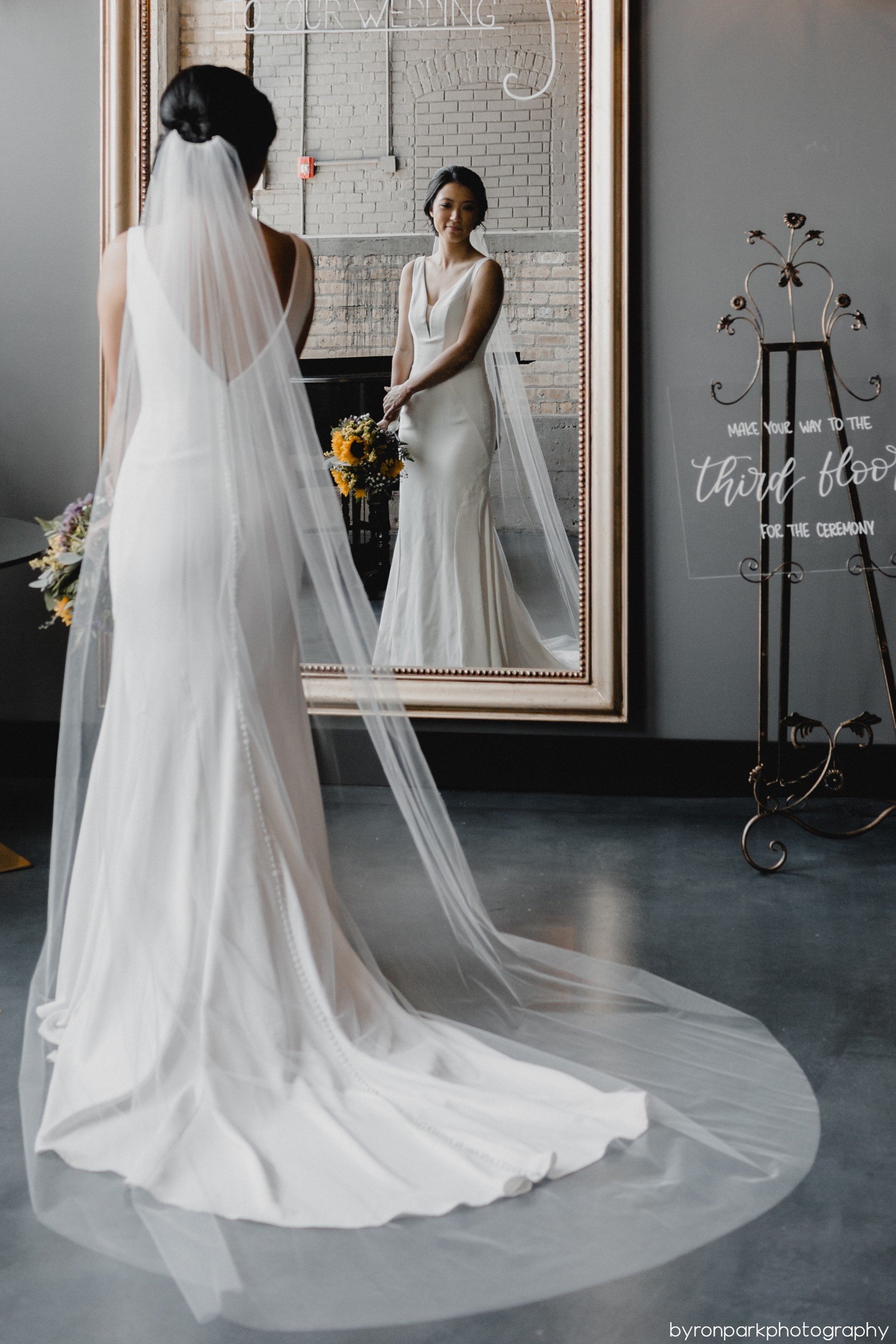 lauren-veil-sara-gabriel.jpg