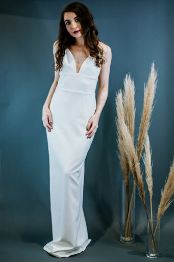 Im also currently fangirling over Roses by Sarah Seven. Anyone whos ever had an appointment with me knows that I rave about Sarah Seven and her simple crepe gowns. Roses is a size 2 and is $975 (originally $2,500, seriously what a steal).