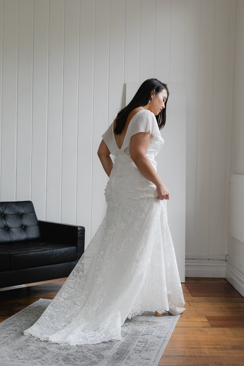 20190910-Hera-Corp-Studio-CURVE-2394Caldini-Wedding-Dress-.jpg