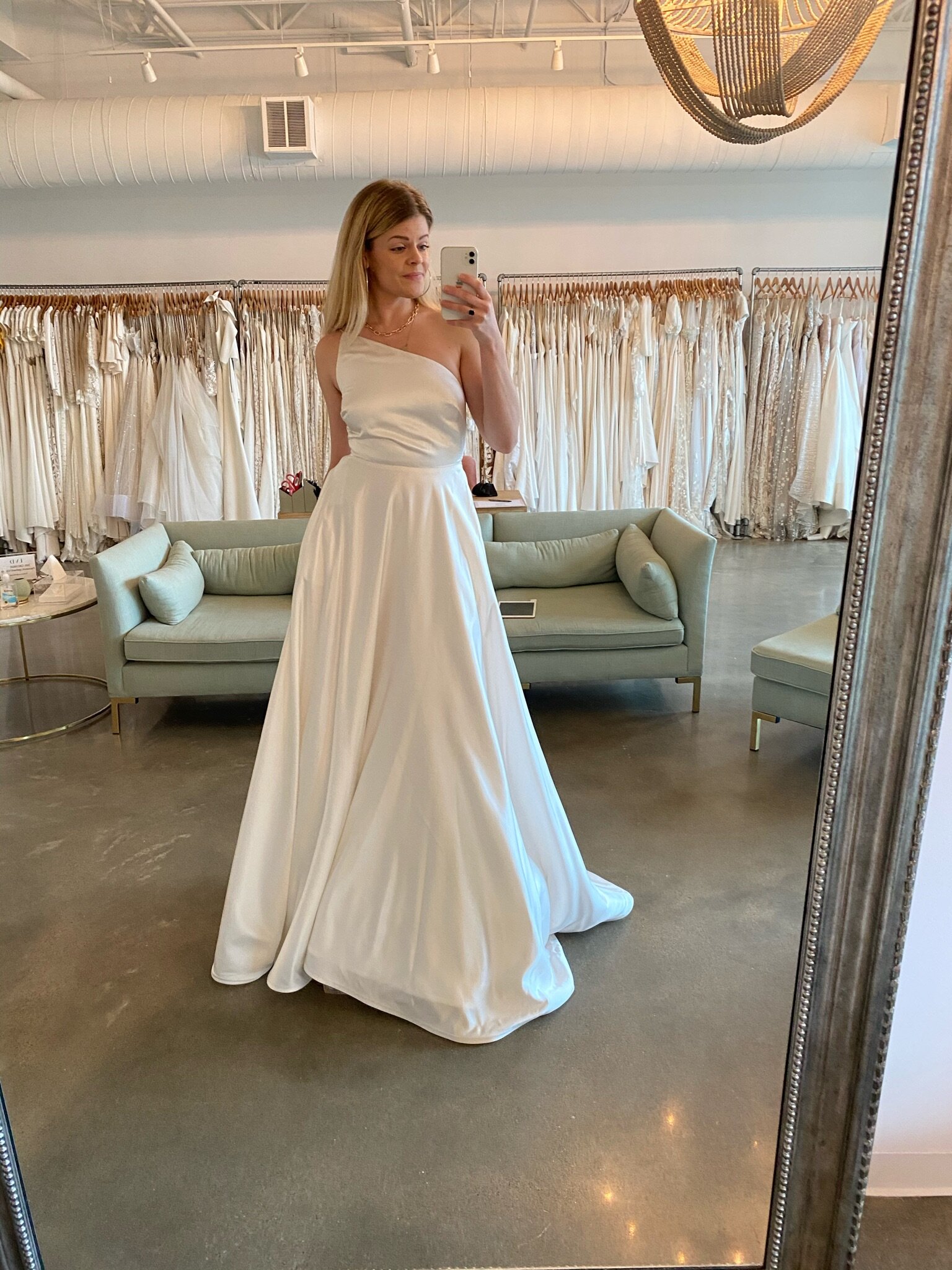 elle-sarah-seven-wedding-dress.JPG