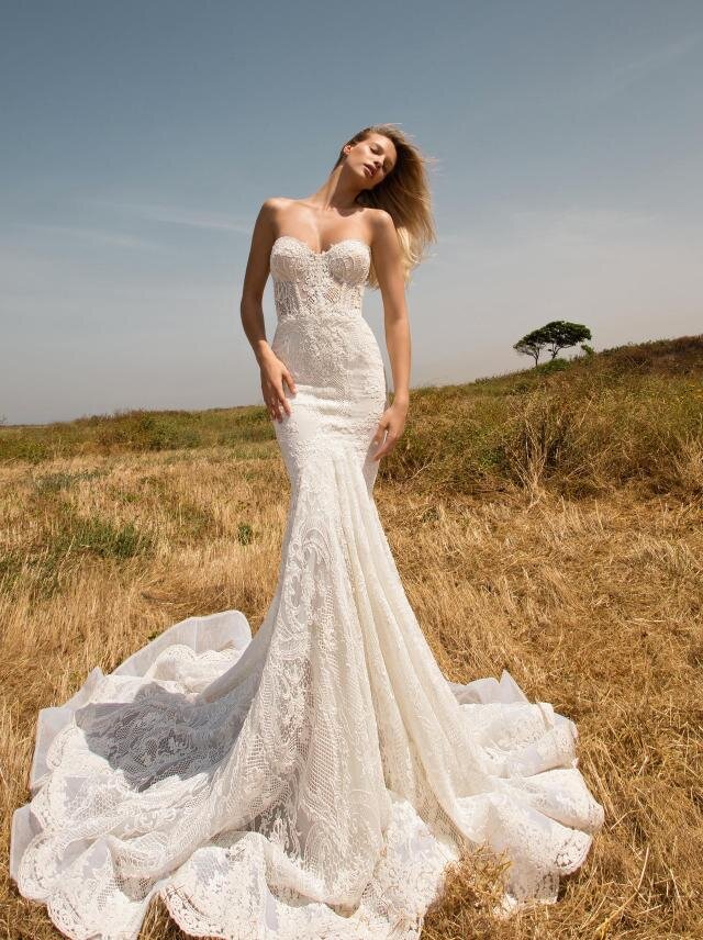 Gala-704-1-640x856.jpg