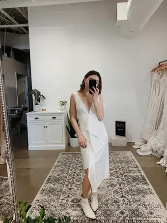 Short Wedding Dresses for Spring &amp; Summer Ceremonies Image