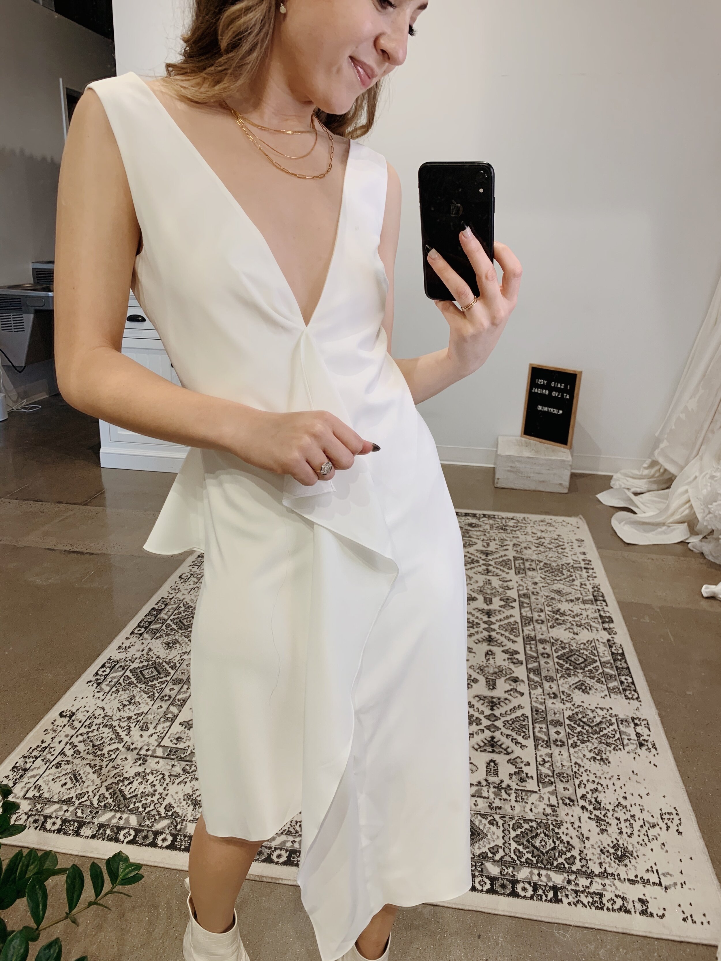 Wedding Dresses Perfect for a Micro Wedding. Desktop Image