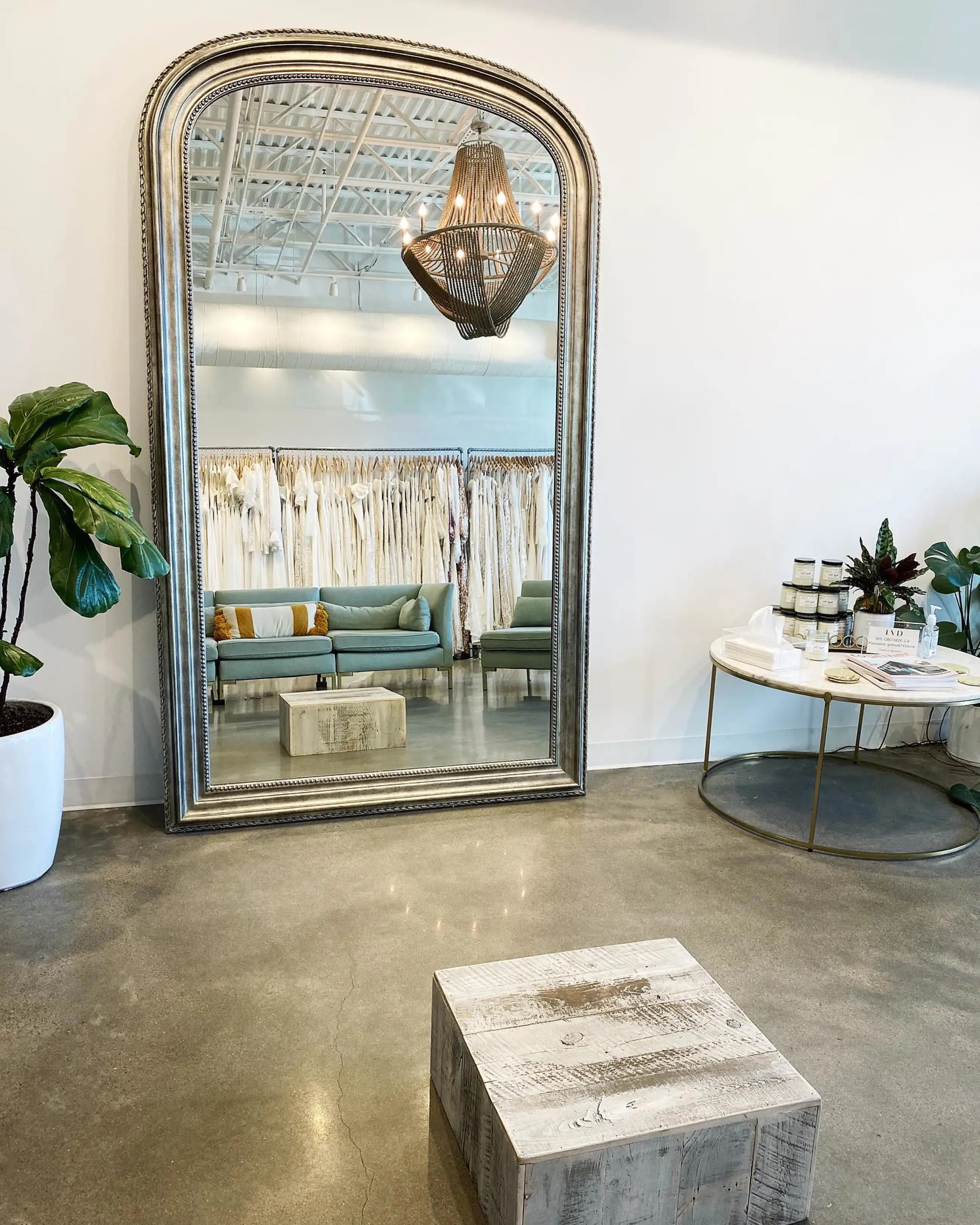 Photo of the Nashville showroom interior