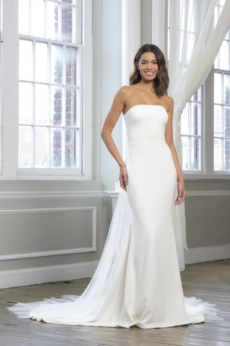 Theia LVD Bridal Lindsay LVD Bridal