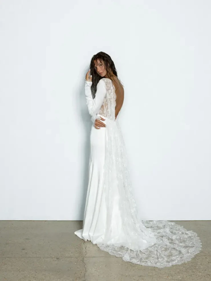 lace bodice high low dress Illusion High-low Corset Lace Beach Wedding Dress main image 0
