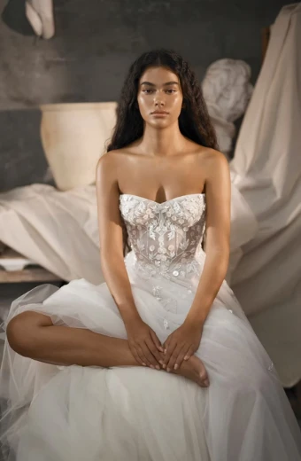 Dana Harel Belle #1 thumbnail