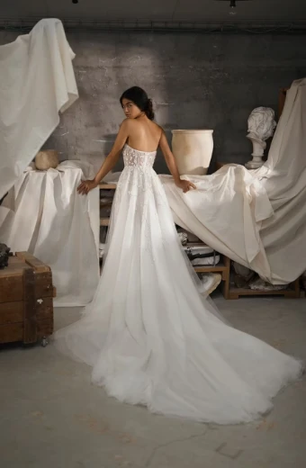 Dana Harel Belle #2 thumbnail