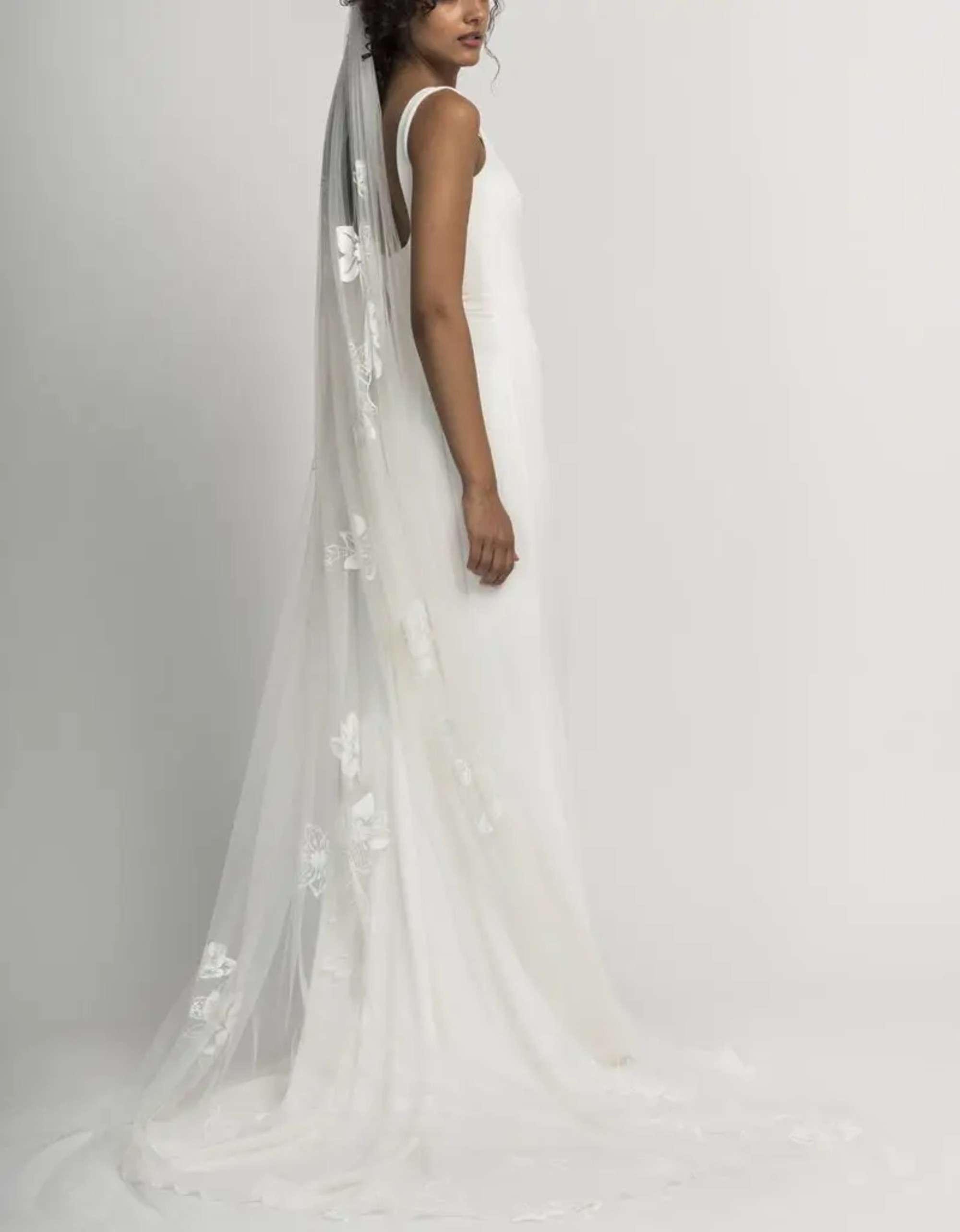【期間限定特価】 Grecco| Alexandra LVD Bridal LVD | Veil Lucca - Bridal スーツ・フォーマル・ドレス